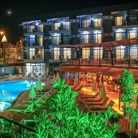 Clover Magic Park Side