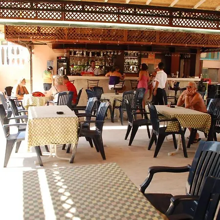 Hotel Clover Magic Park 3*