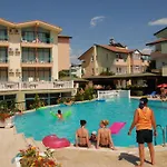 Hotel Clover Magic Park
