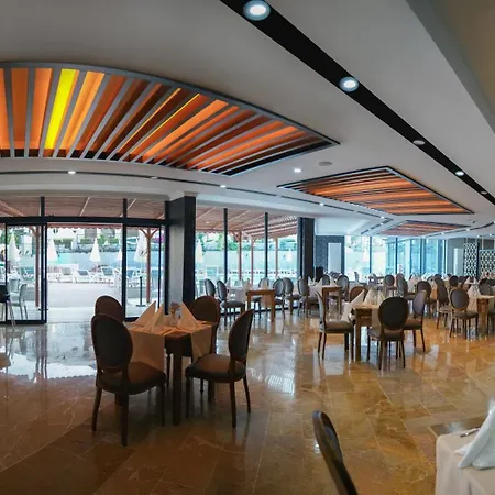 Clover Magic Park Sıde 4* Side