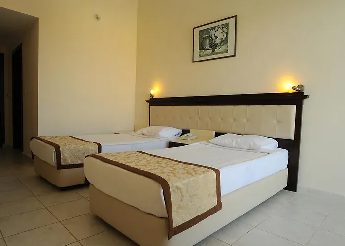 Hotel Clover Magic Park Side