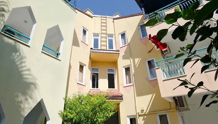 Hotel Clover Magic Park