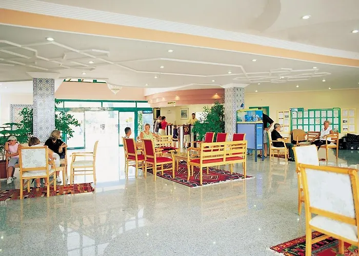 Clover Magic Park Hotel Side