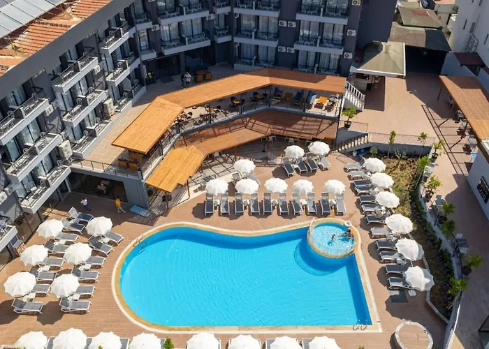 Clover Magic Park Hotel Side