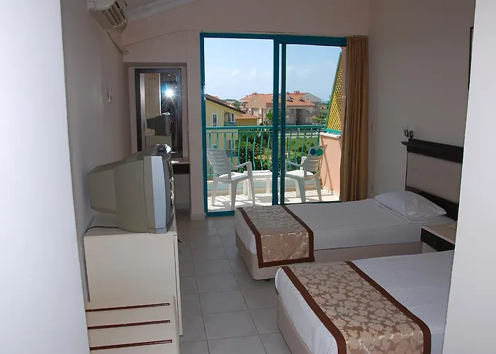 Clover Magic Park Side